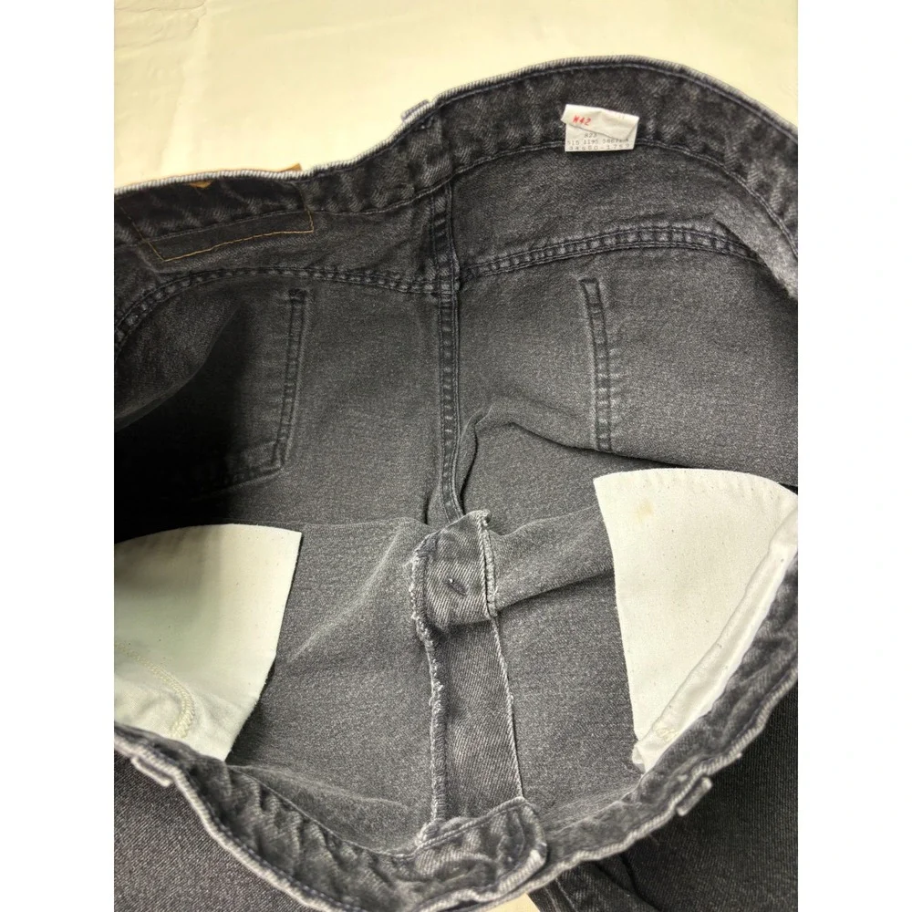 Vintage Levi's‎ 550 Relaxed Fit Black Denim Shorts Men's W42 11-95 Orange tag